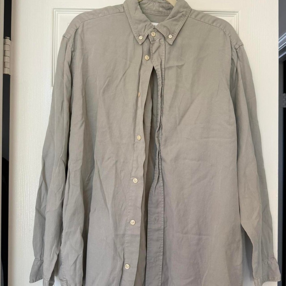 Zara grey button up shirt Size L